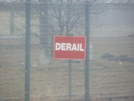 Derail sign at the Canberra Railway Station